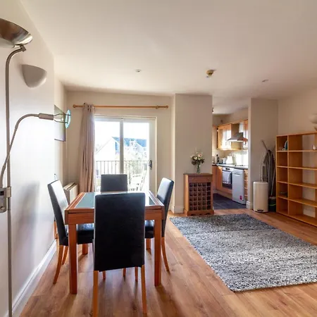 Lejlighed Guestready - Castle Proximity And Modern Charm Dublin