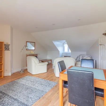 Guestready - Castle Proximity And Modern Charm דבלין