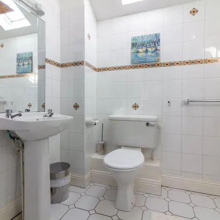 Guestready - Castle Proximity And Modern Charm דירה דבלין